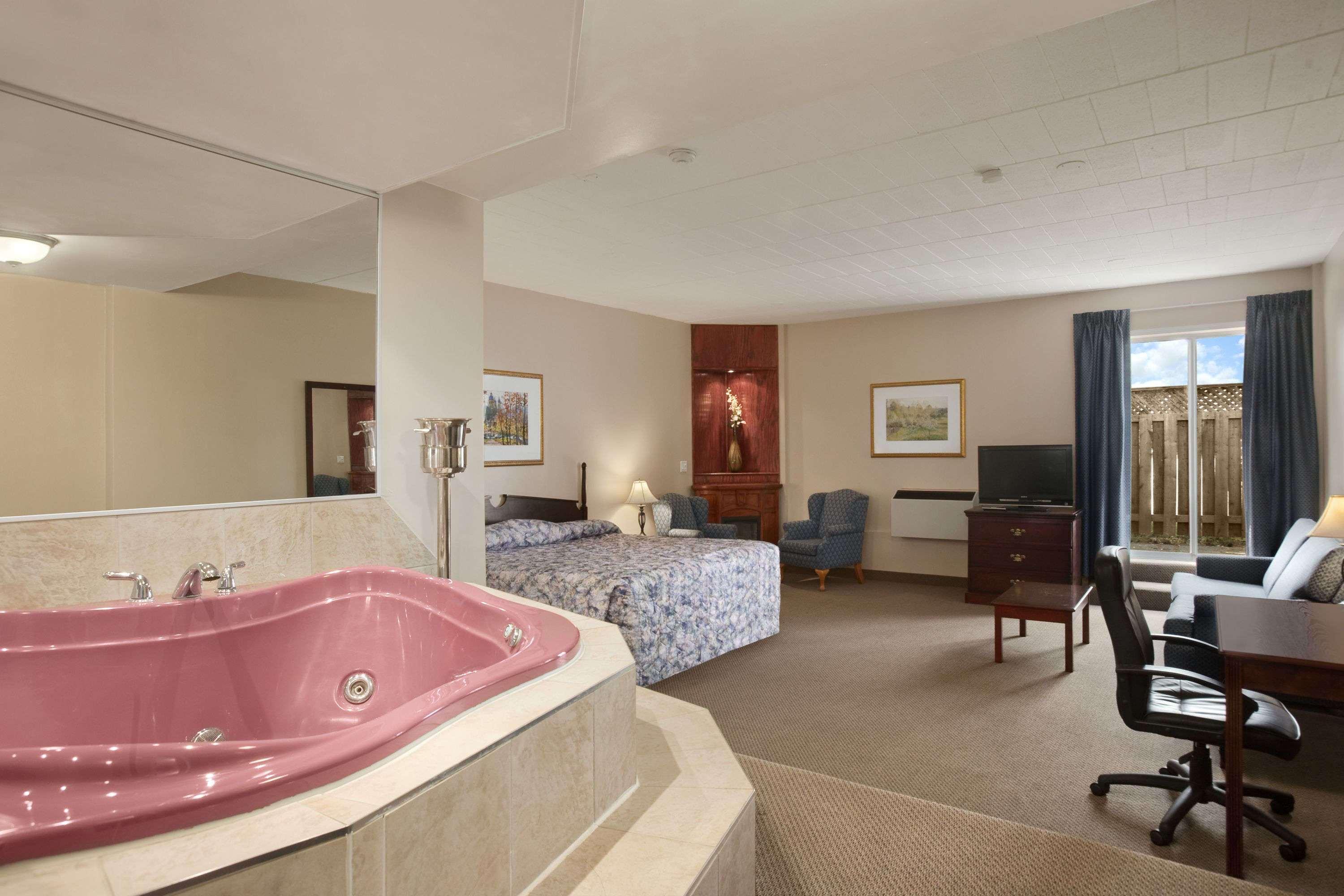 Travelodge By Wyndham Cambridge - Waterloo Exteriér fotografie